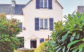 Lovely Home In Chateauneuf Du Faou With Wifi